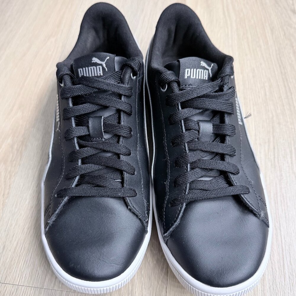 Puma Black Court Sneakers White Sole Women's Size 8 Like New MAKE ME AN OFFER!